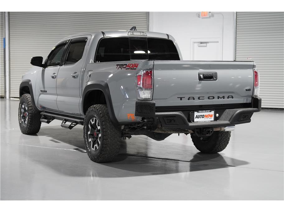 2021 Toyota Tacoma TRD Off Road photo 3