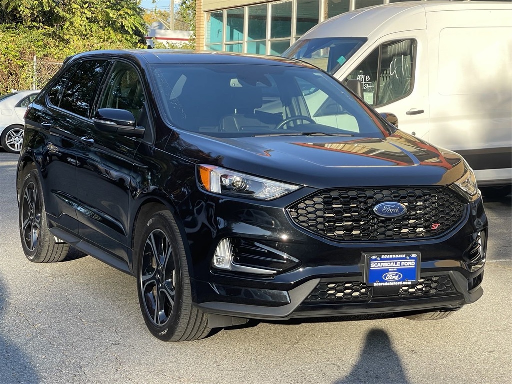 2021 Ford Edge ST