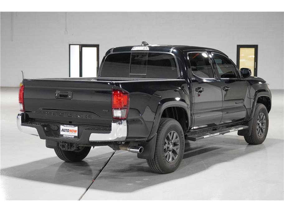 2022 Toyota Tacoma SR5 photo 5