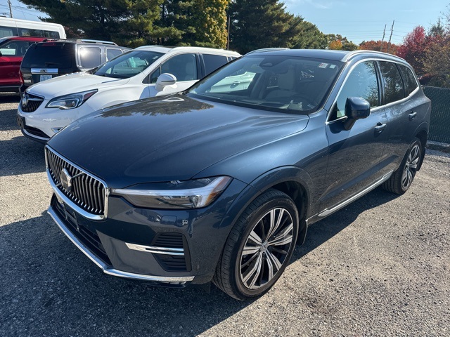 2022 Volvo XC60 B5 Inscription