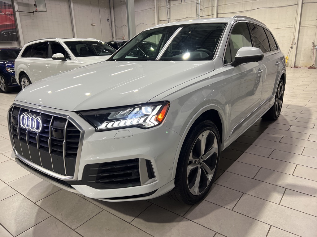 2024 Audi Q7 55 Premium Plus