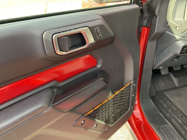 2024 Ford Bronco Badlands photo 15