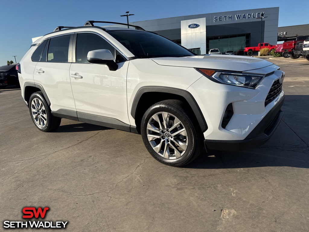 2020 Toyota RAV4 XLE Premium