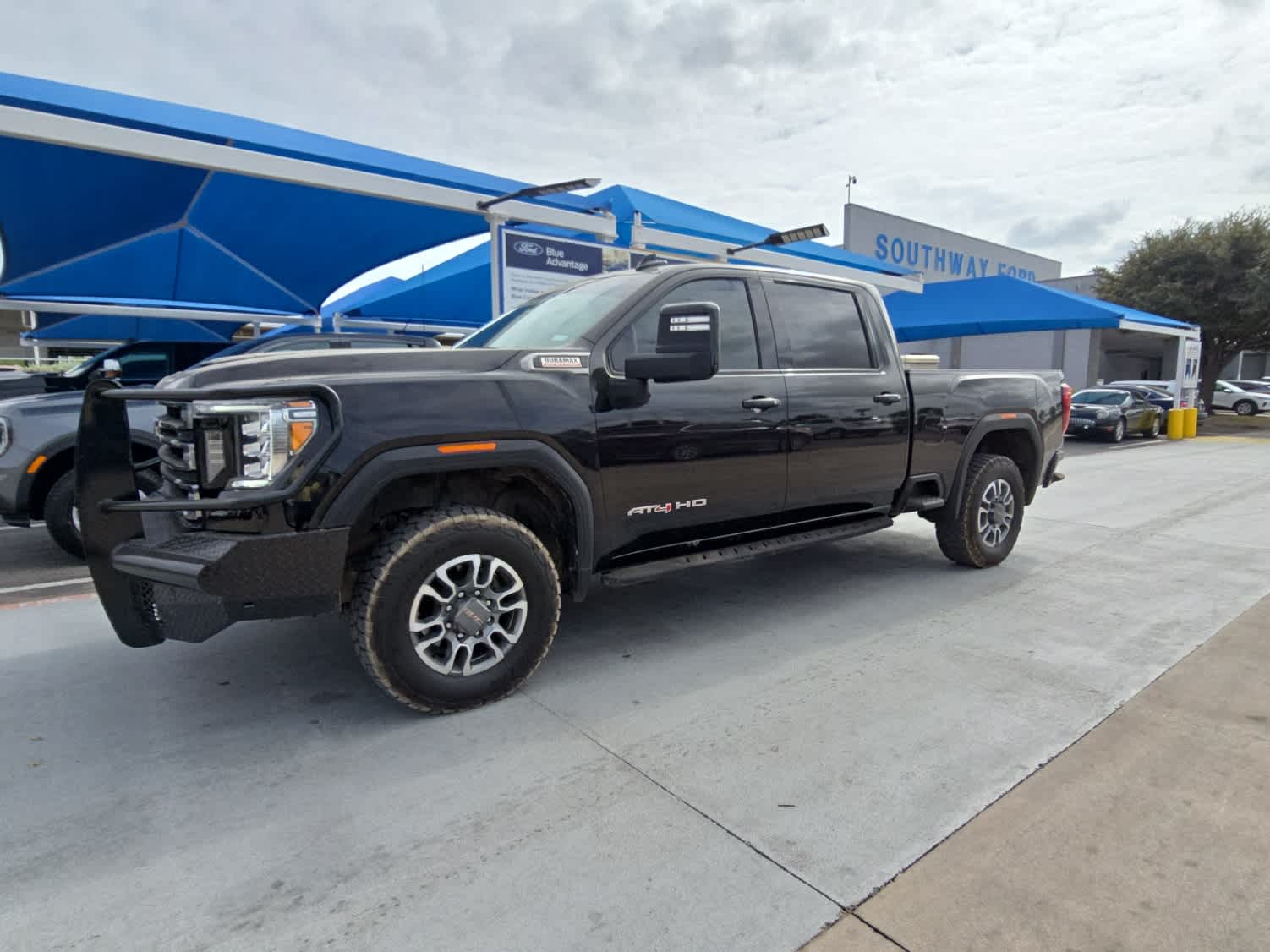 2023 GMC Sierra 2500HD AT4