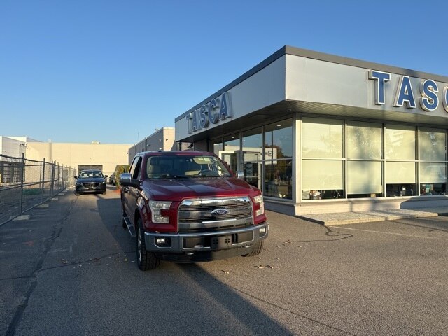 Used 2015 Ford F-150 Lariat with VIN 1FTEW1EG8FFC24915 for sale in Seekonk, MA