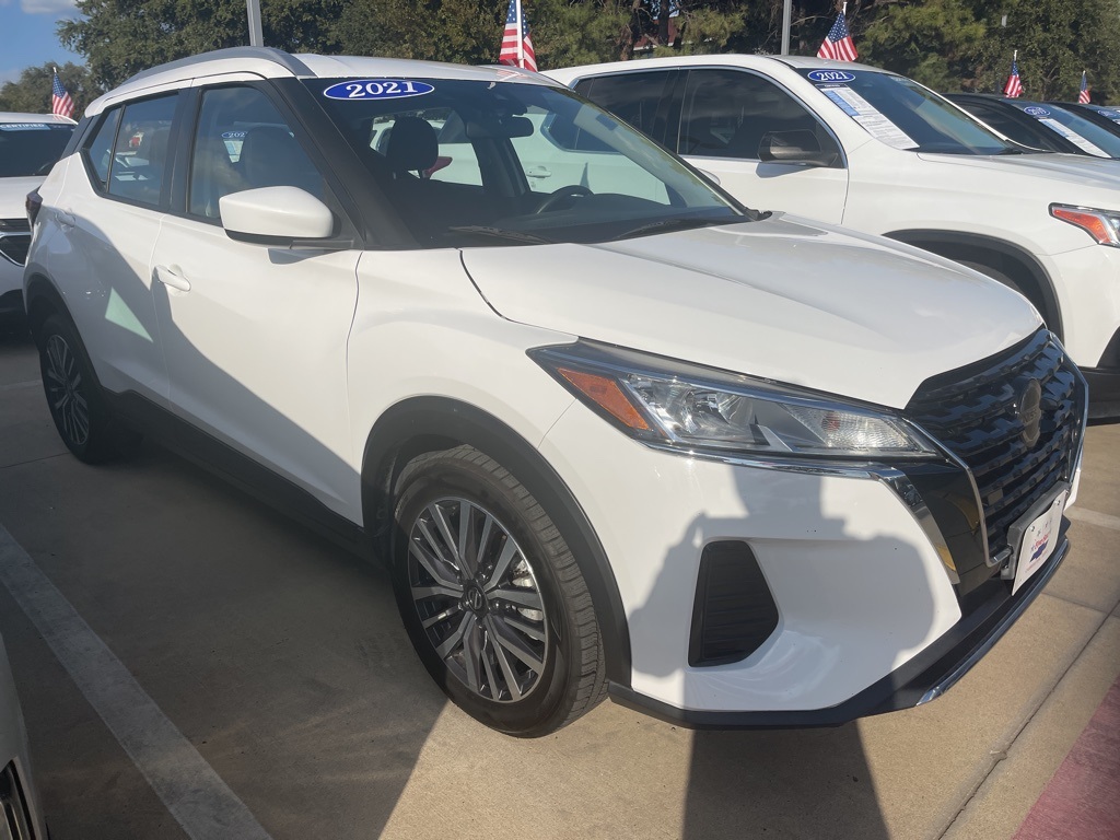 Used 2021 Nissan Kicks SV