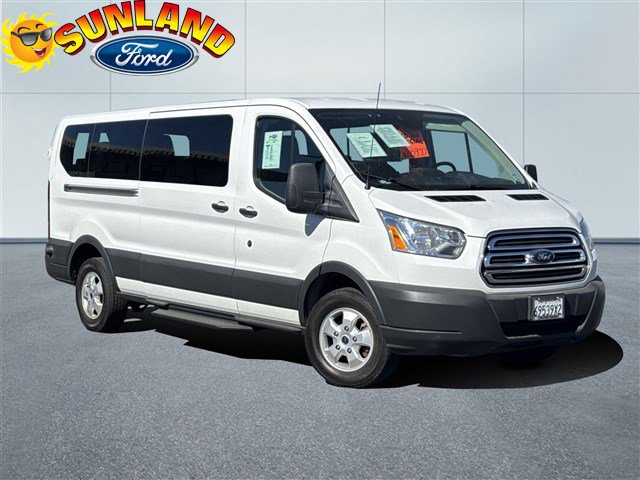 2017 Ford Transit Wagon XLT