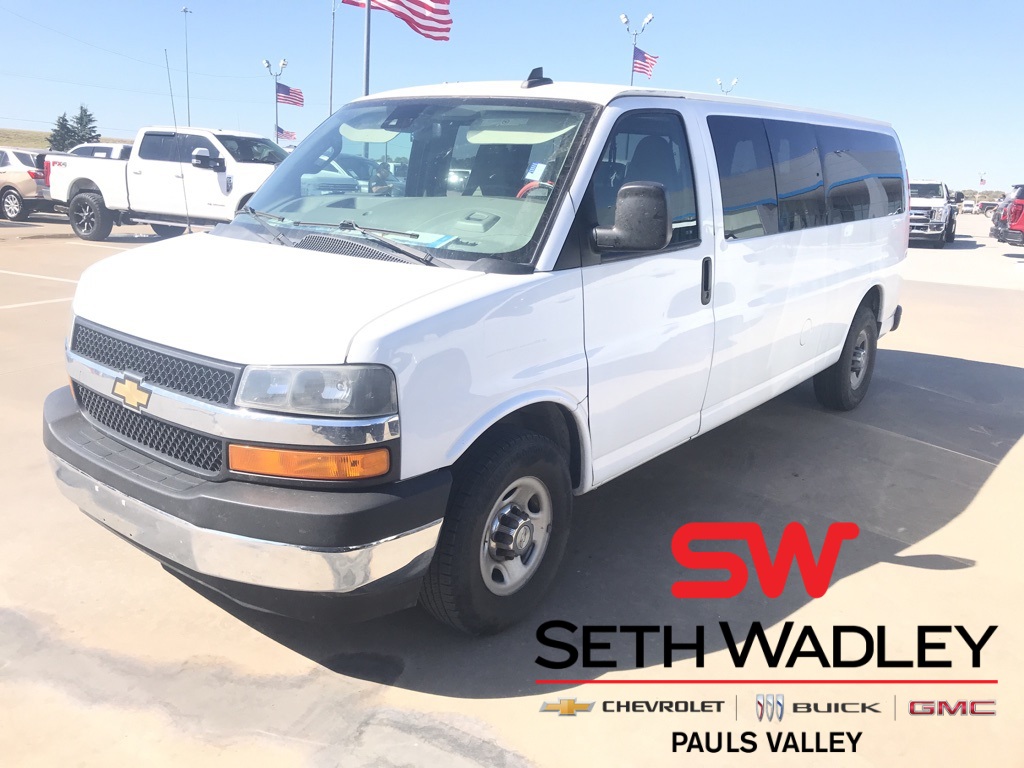 2020 Chevrolet Express 3500 LT