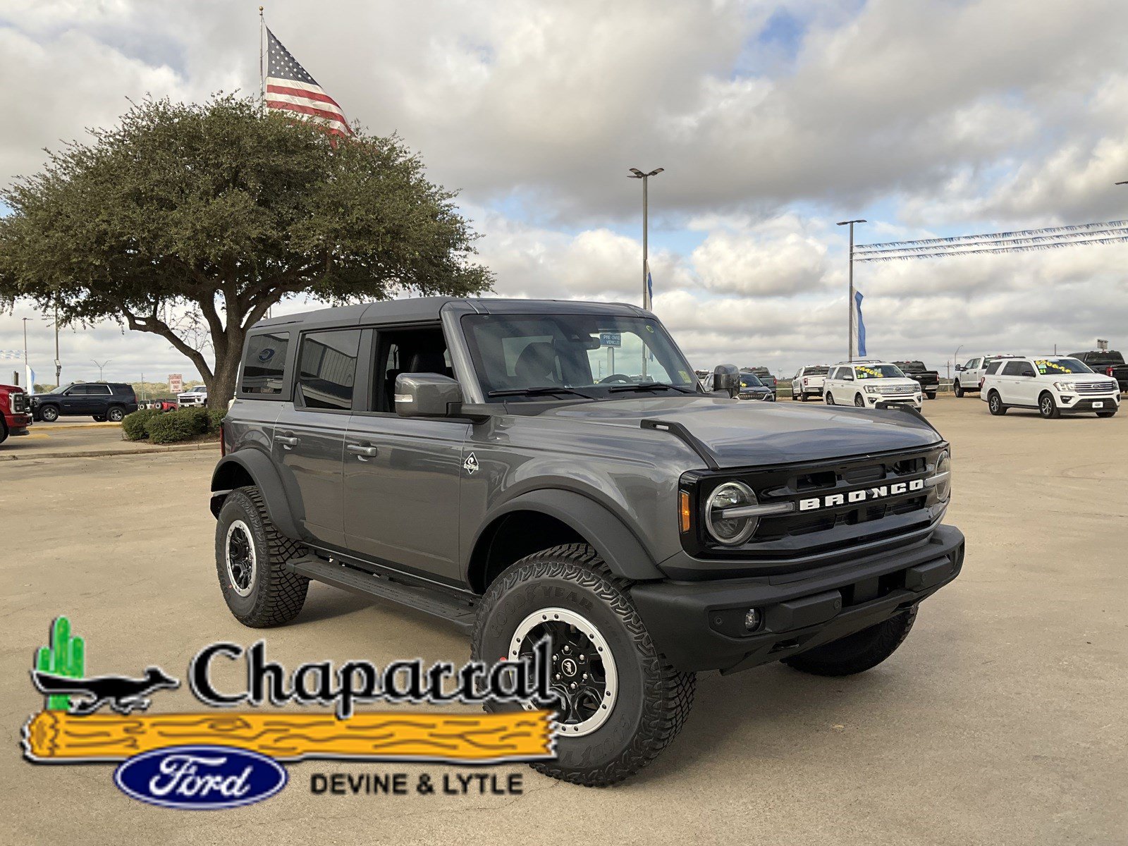 2024 Ford Bronco Outer Banks