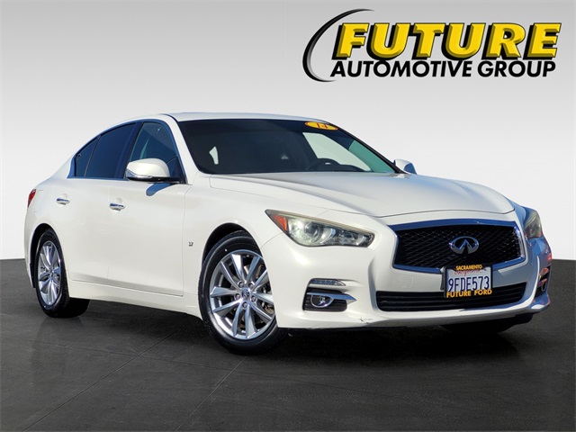 2014 INFINITI Q50 Premium