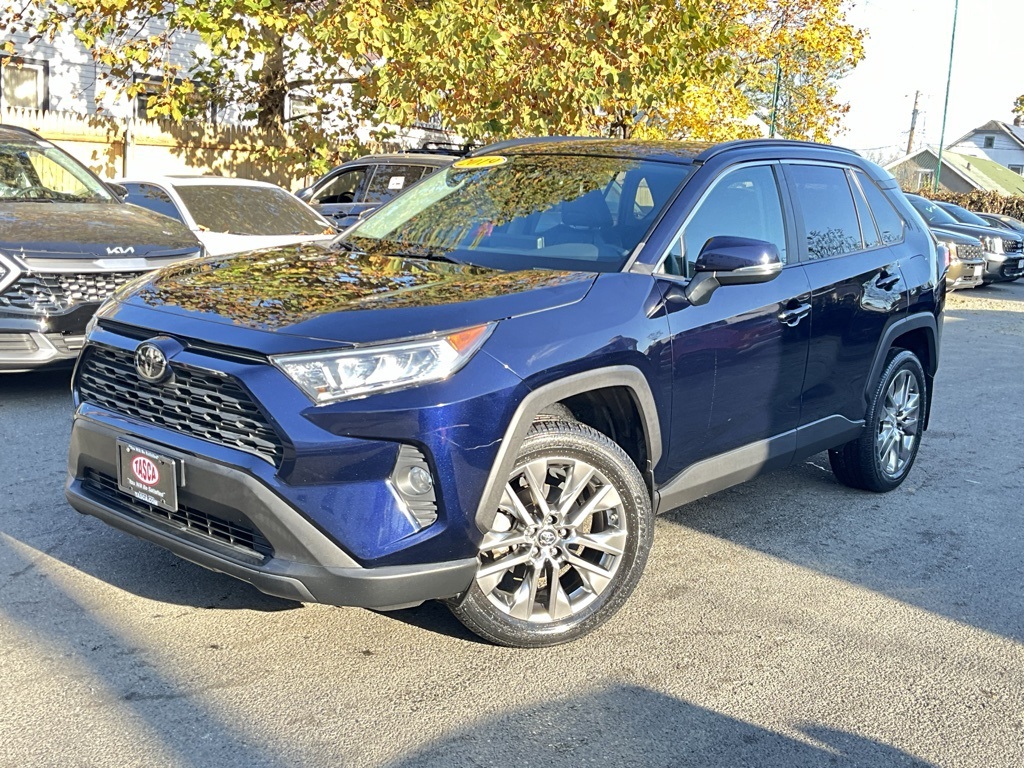 2019 Toyota RAV4 XLE Premium