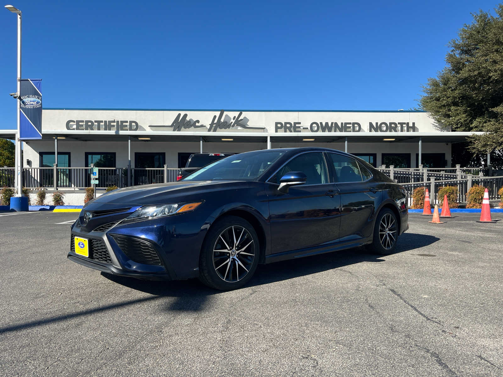 2022 Toyota Camry SE