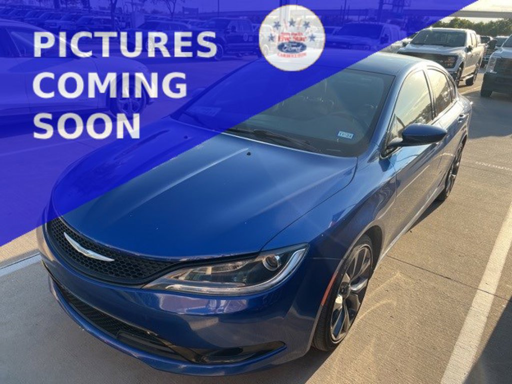 2015 Chrysler 200 S