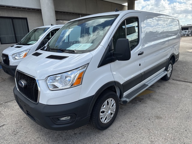 2022 Ford Transit-250 Base