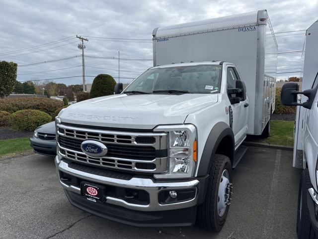 2023 Ford F-600SD