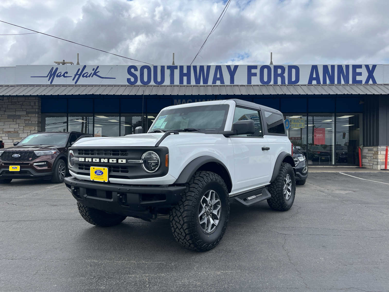 2022 Ford Bronco Base