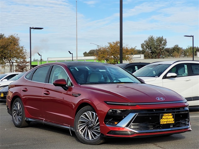 2025 Hyundai Sonata Hybrid Limited