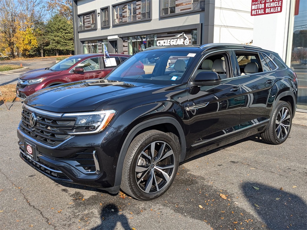 2024 Volkswagen Atlas Cross Sport 2.0T SEL Premium R-Line