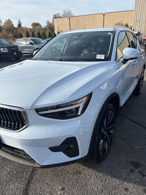 2025 Volvo XC40 ULTRA