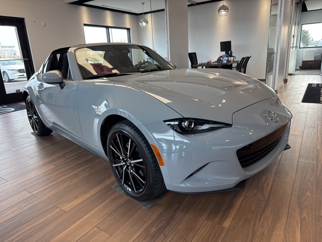 2024 Mazda MX-5 Miata RF Grand Touring