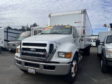 2015 Ford F-650SD Box Van DIESEL