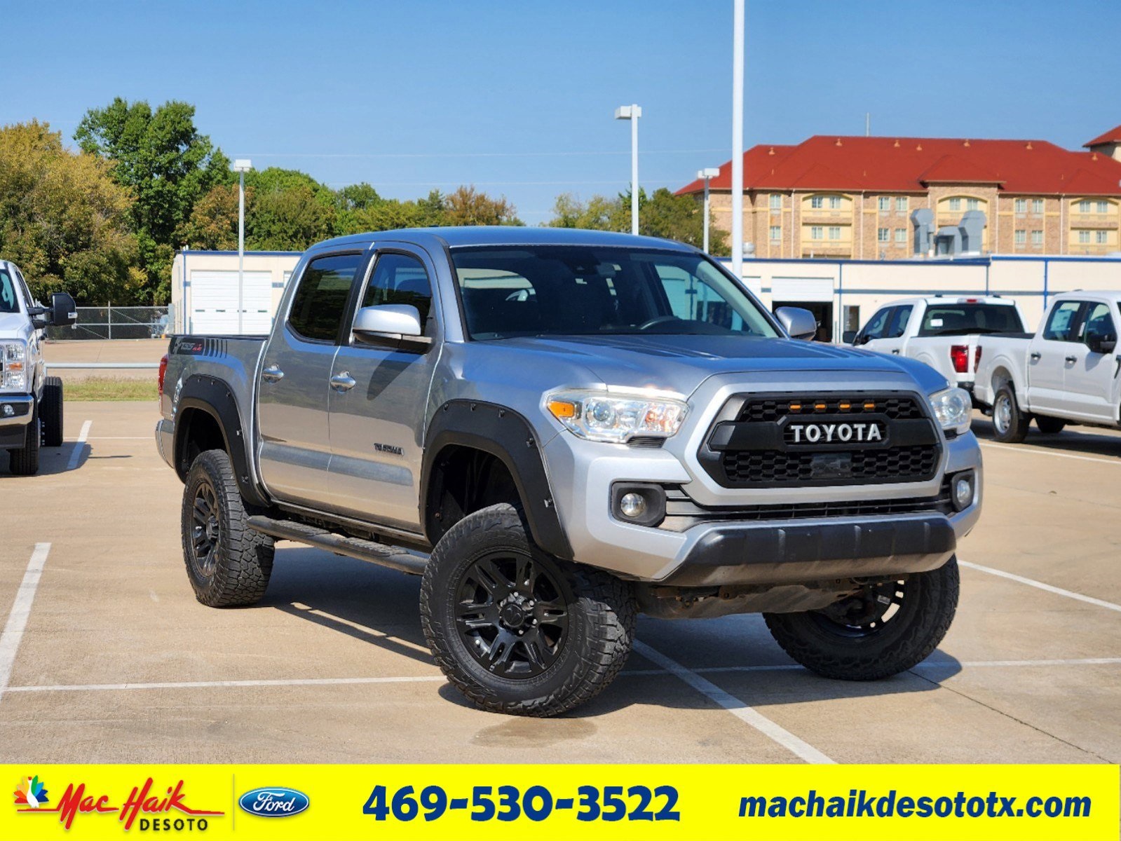 2019 Toyota Tacoma SR