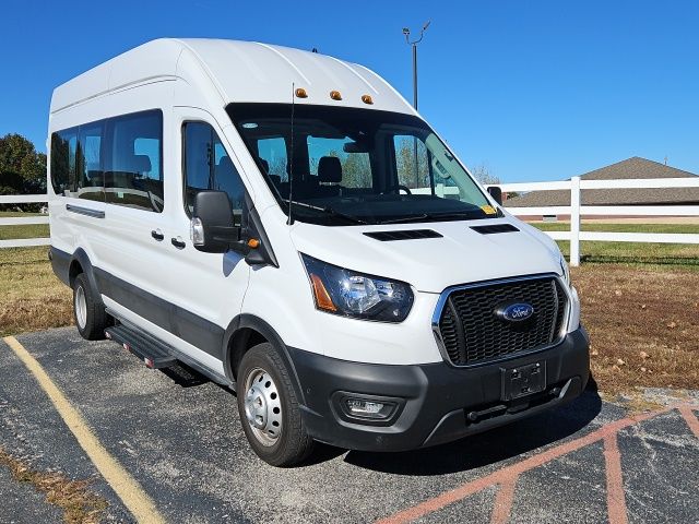 Used 2023 Ford Transit Passenger Van XL with VIN 1FBVU4XG8PKA84172 for sale in Kansas City, MO