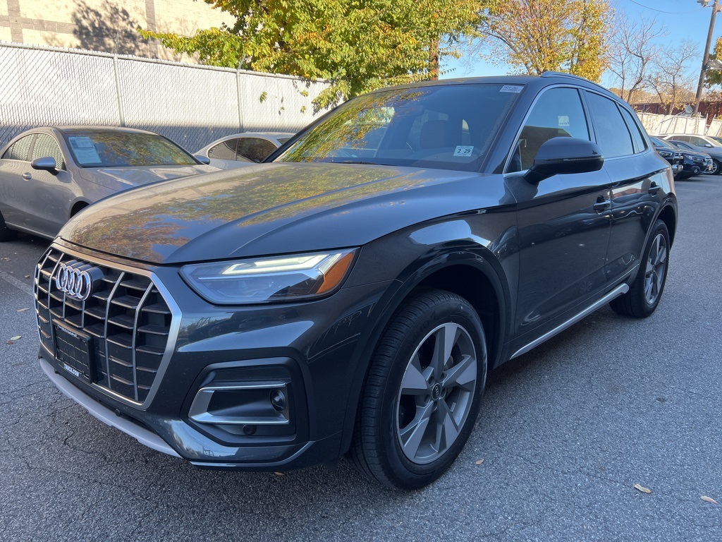 2024 Audi Q5 40 Premium Plus