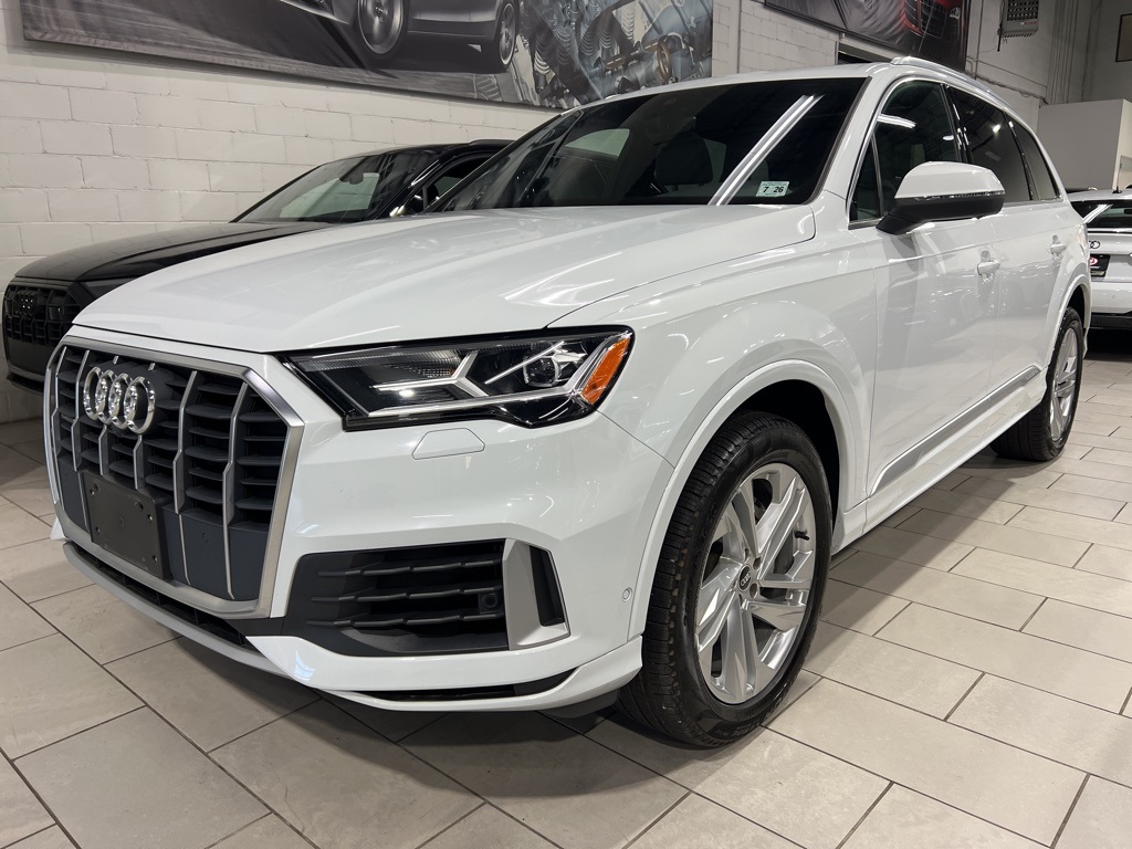 2021 Audi Q7 55 Premium Plus