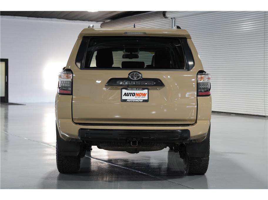 2016 Toyota 4Runner TRD Pro photo 4