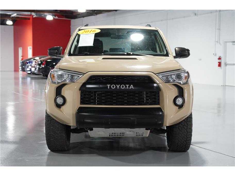 2016 Toyota 4Runner TRD Pro photo 8