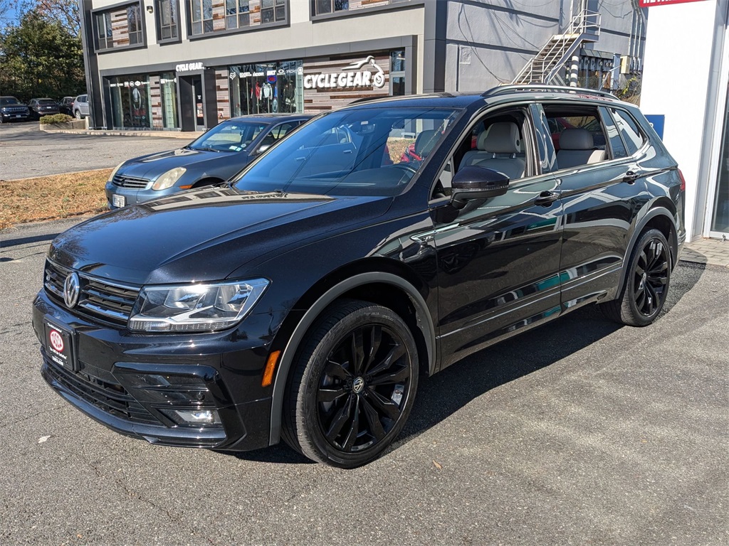 2021 Volkswagen Tiguan 2.0T SE R-Line Black