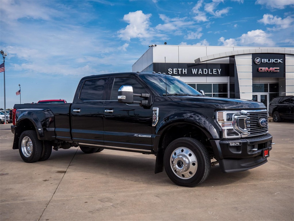 2022 Ford F-450SD Platinum