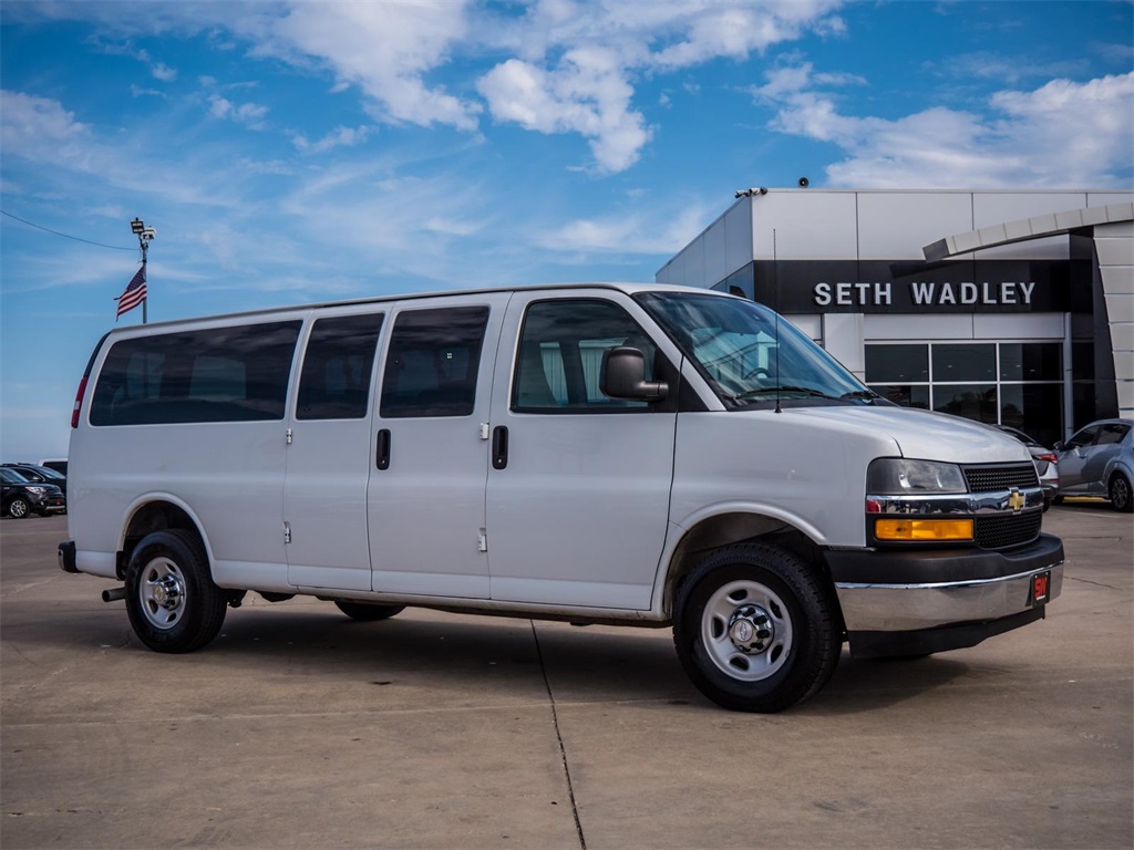 2020 Chevrolet Express 3500 LT