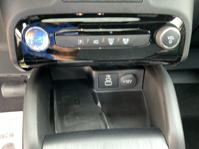 2025 Ford Escape Hybrid ST-Line Elite photo 10
