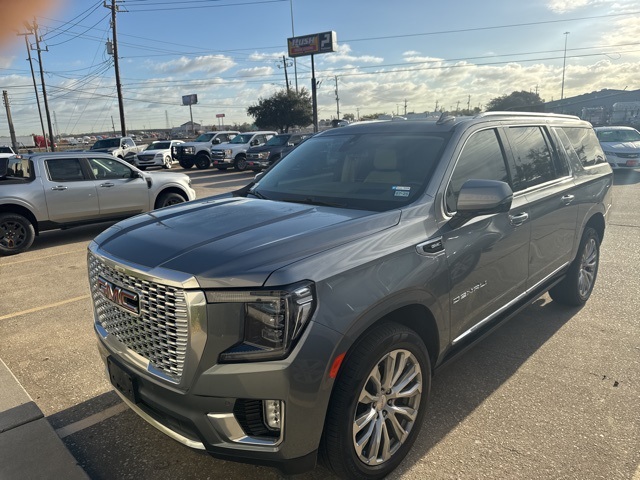 2022 GMC Yukon XL Denali