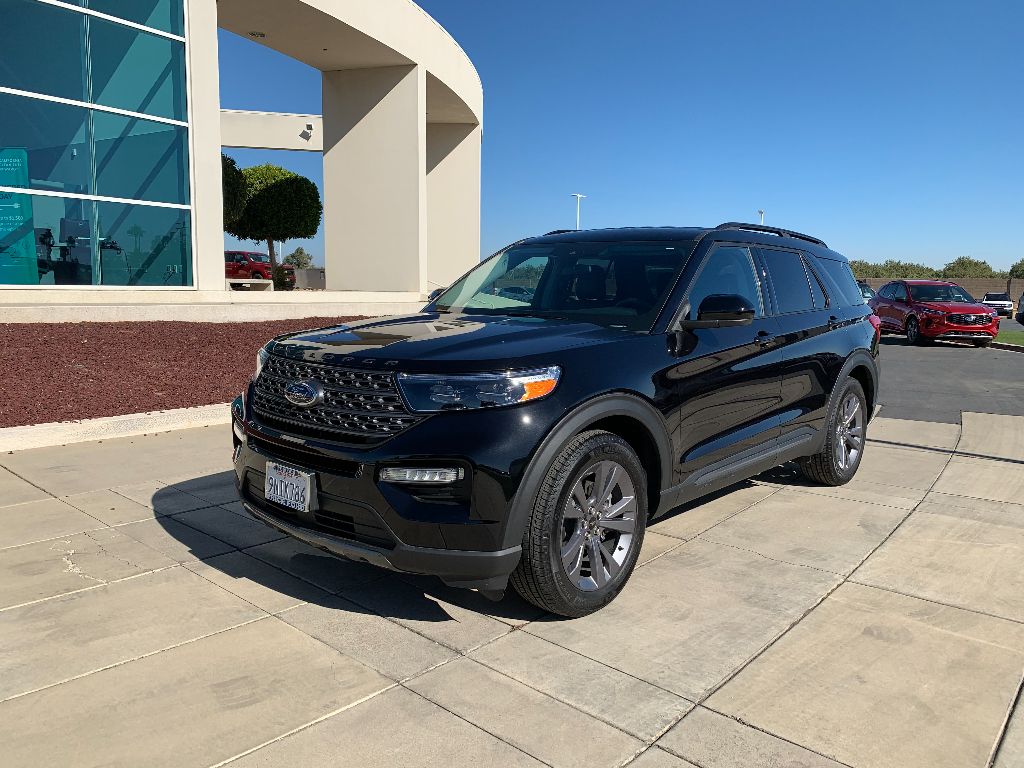 2024 Ford Explorer XLT