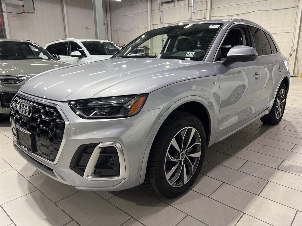 2024 Audi Q5 45 S line Premium Plus