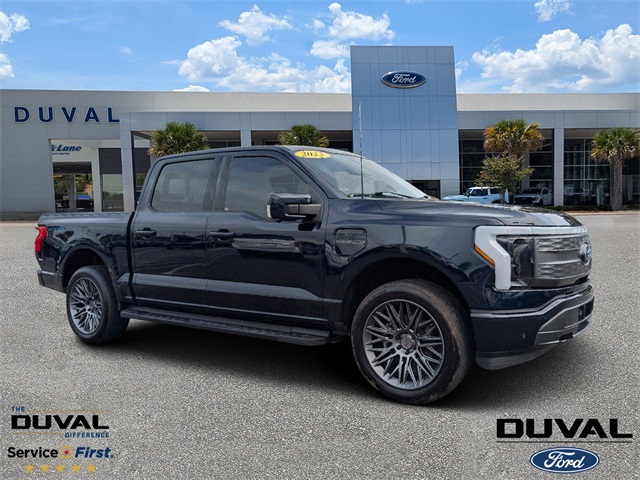 2023 Ford F-150 Lightning LARIAT