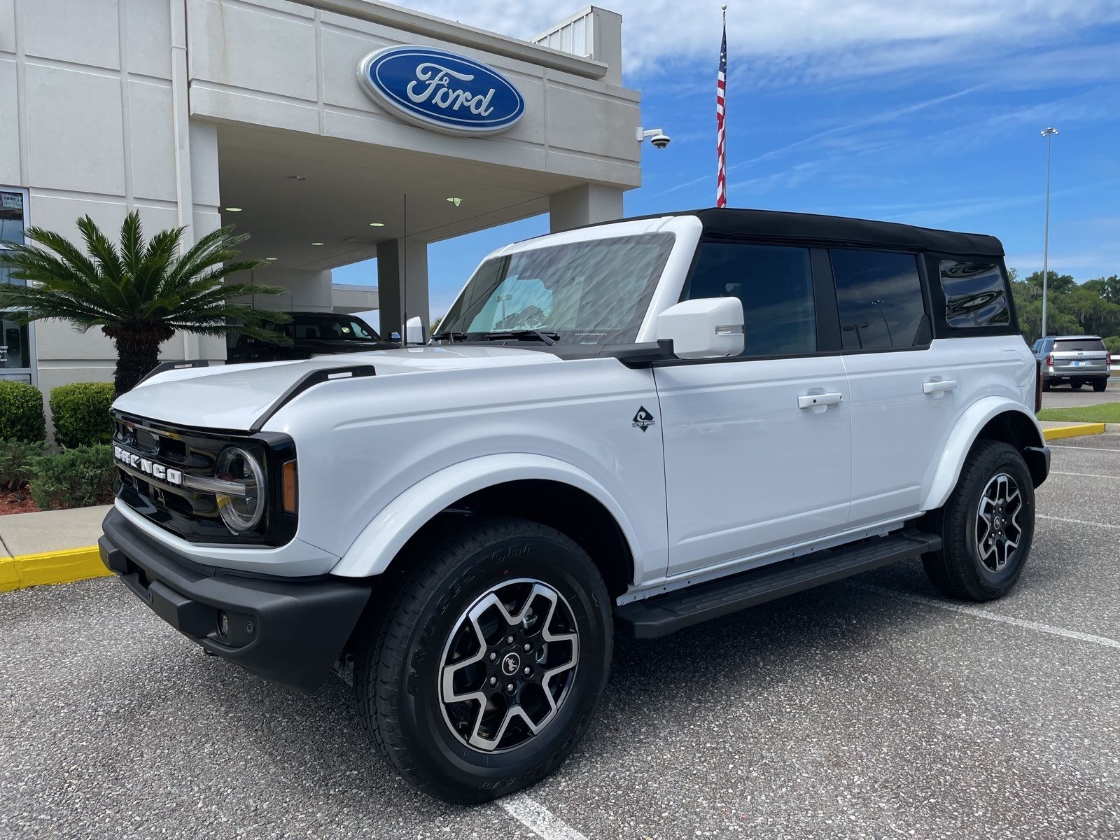 2024 Ford Bronco Outer Banks