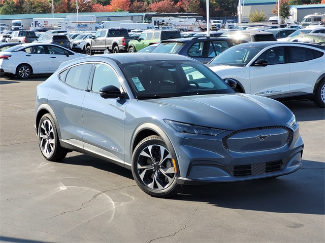 2024 Ford Mustang Mach-E Select