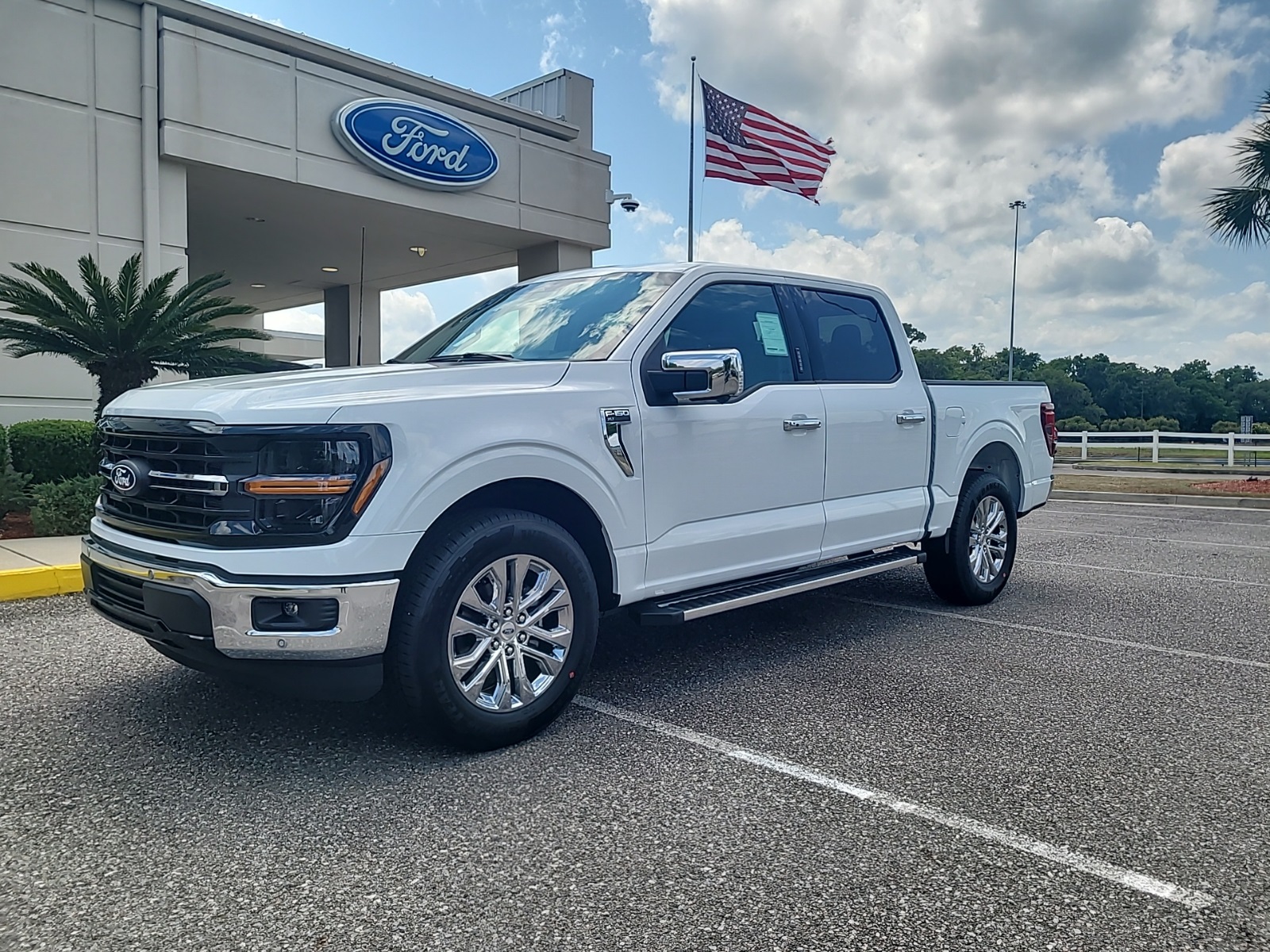 2024 Ford F-150 XLT