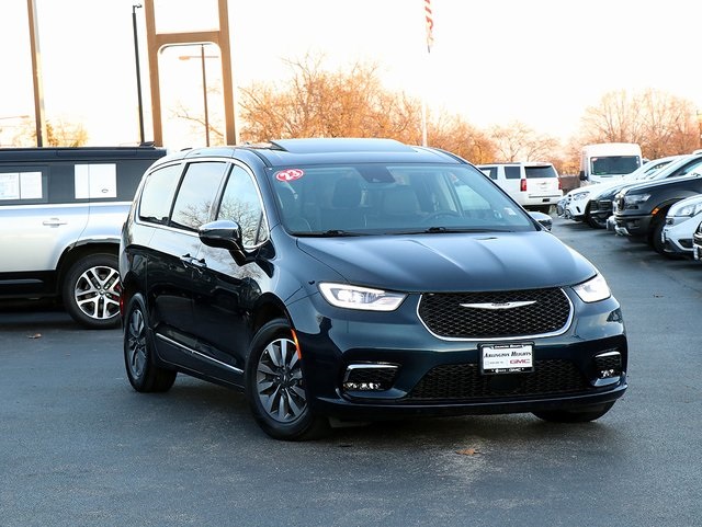 2023 Chrysler Pacifica Hybrid Limited