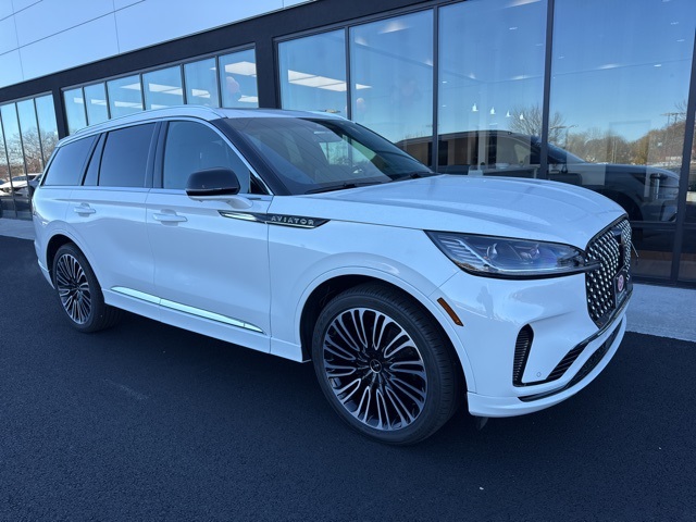 2025 Lincoln Aviator Black Label