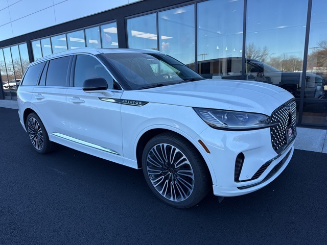 2025 Lincoln Aviator Black Label