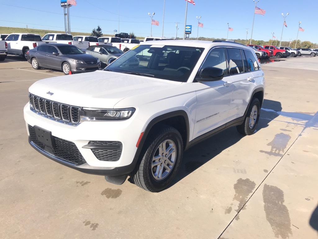 2023 Jeep Grand Cherokee Laredo