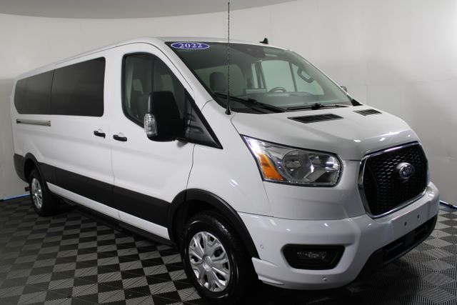 2022 Ford Transit Passenger Wagon XLT