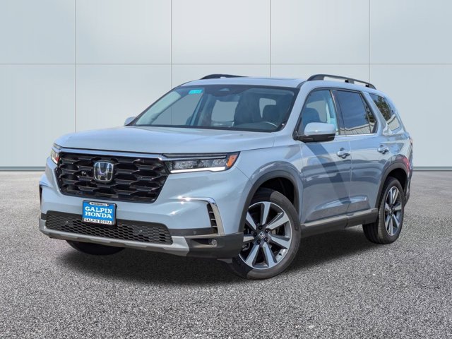 2023 Honda Pilot 2WD Touring