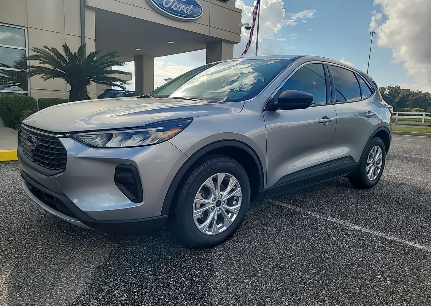 Used 2024 Ford Escape Active with VIN 1FMCU0GN6RUA79422 for sale in Darien, GA