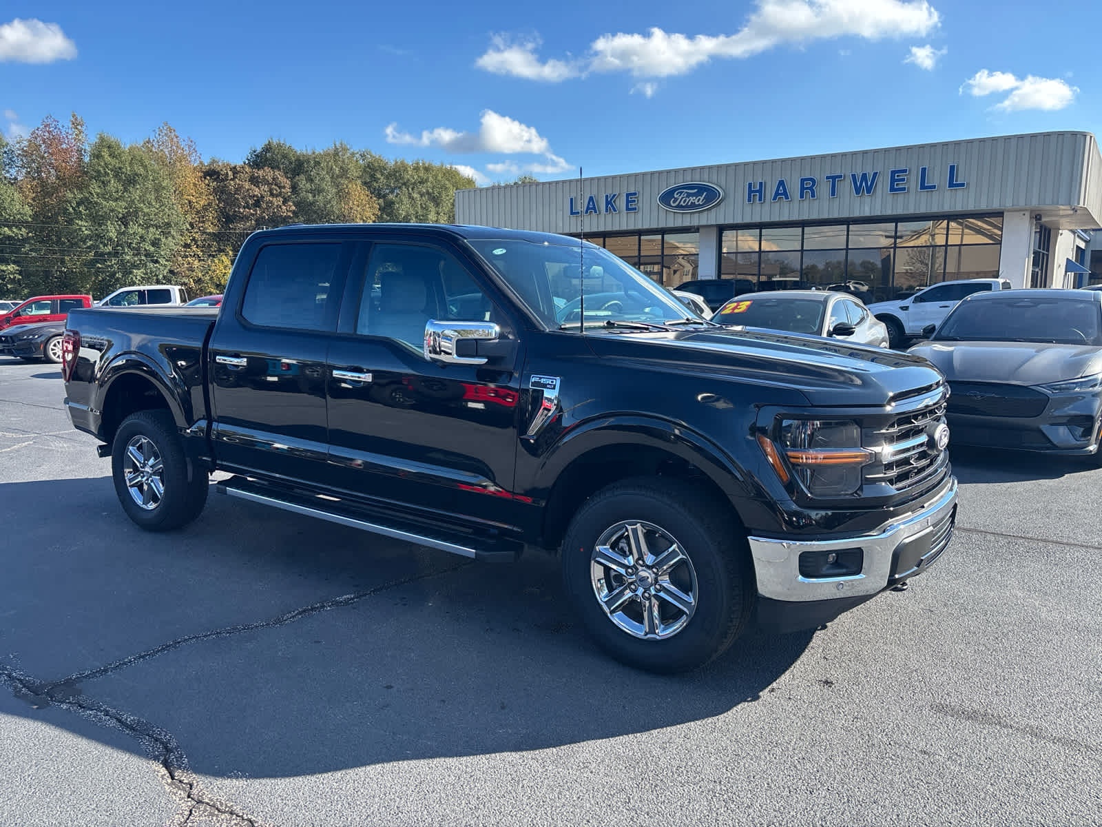 2024 Ford F-150 XLT 4WD SuperCrew 5.5 Box